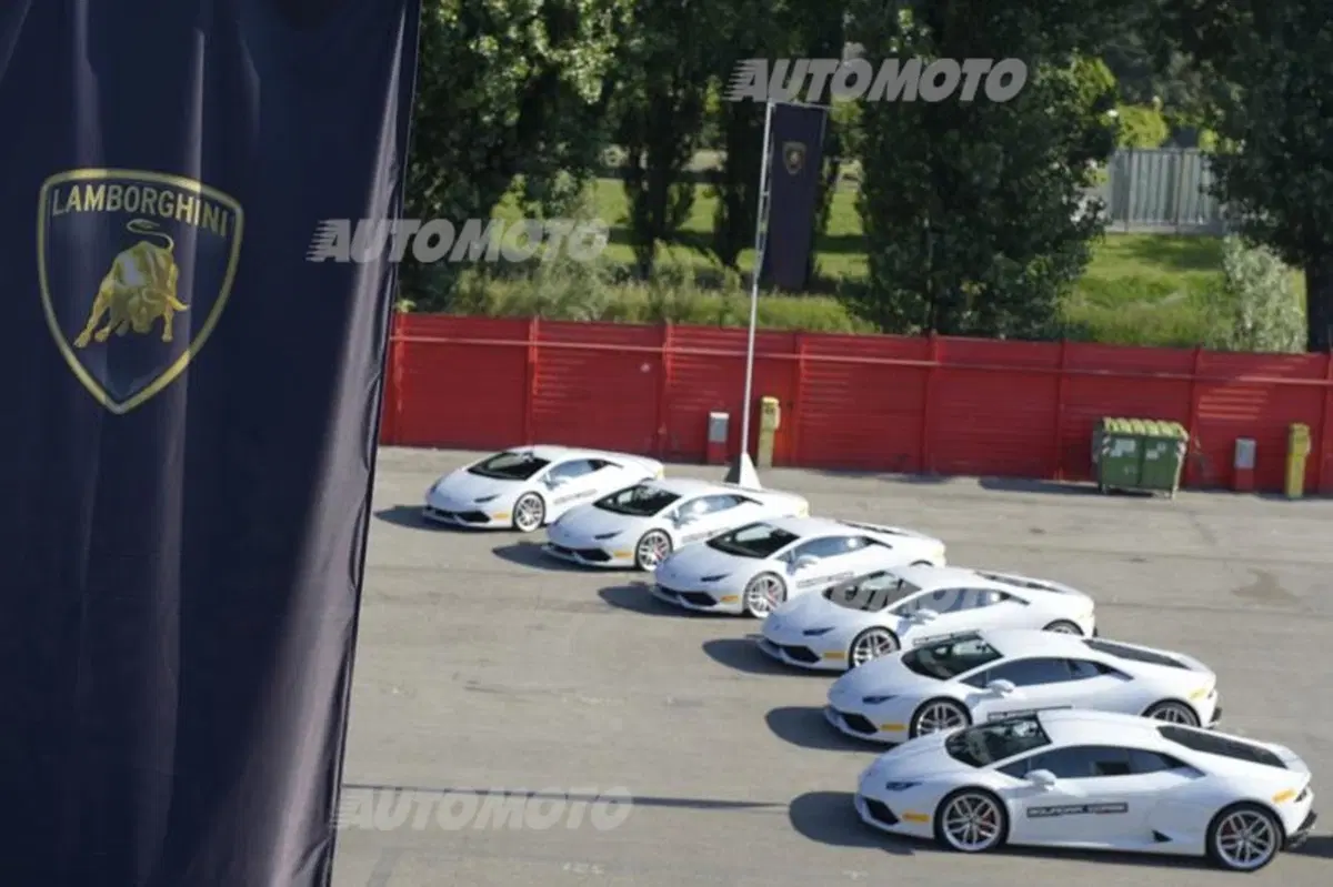 Accademia Lamborghini: a lezione di guida con Huracán e Aventador (62)