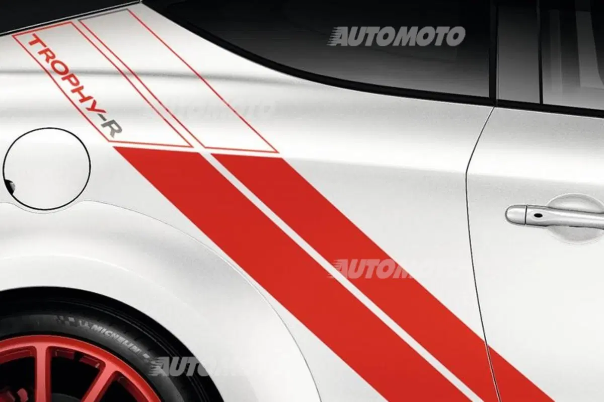 Renault Mégane RS 275 Trophy-R: nuovo, incredibile record al Nürburgring (32)