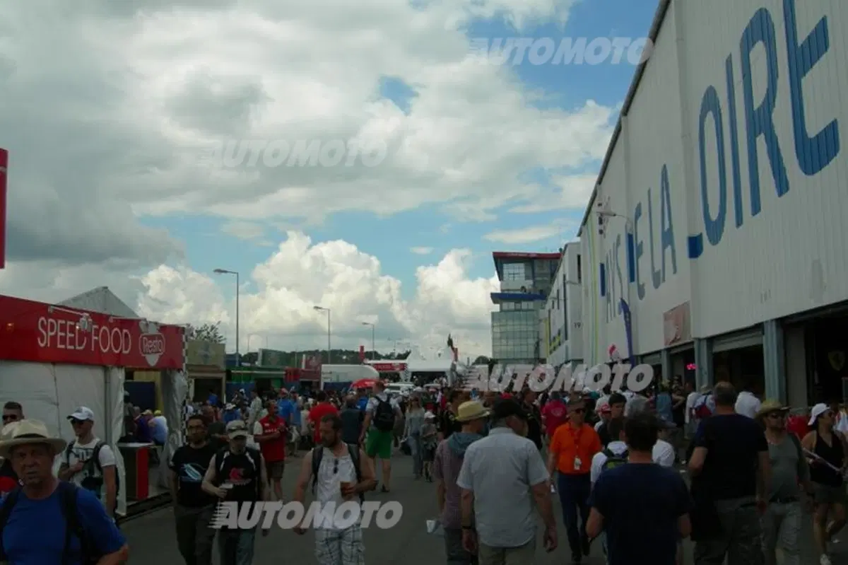 24 Ore di Le Mans: l'atmosfera unica che si respira alla Sarthe (3)