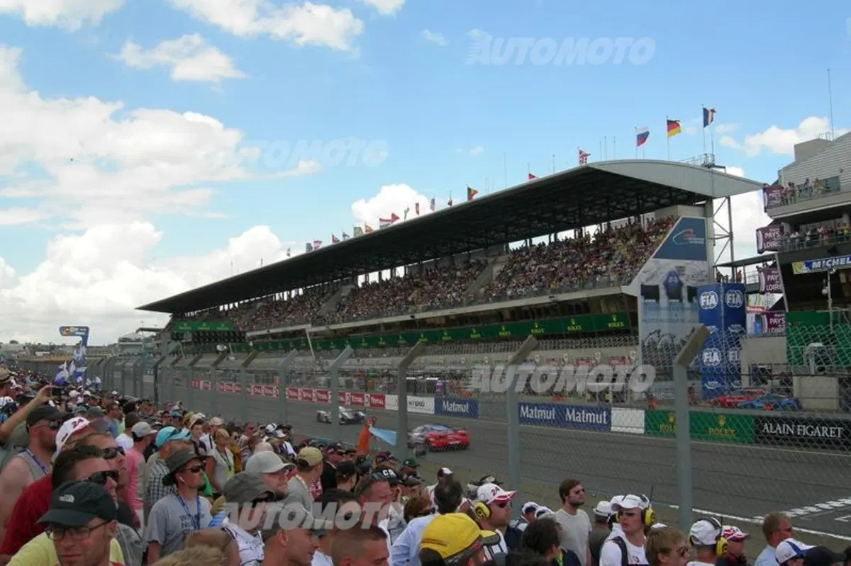 24 Ore di Le Mans: l'atmosfera unica che si respira alla Sarthe (15)