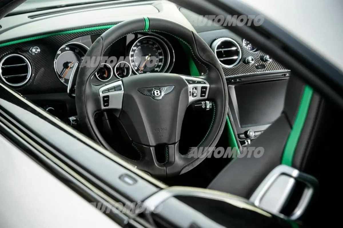 Bentley Continental GT3-R: meno peso, ancora più potenza (10)