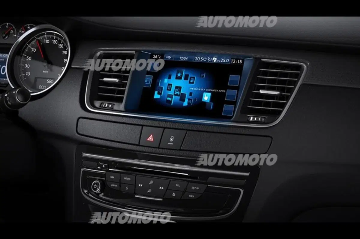 Peugeot 508 restyling: nuovi motori e look in salsa led (26)