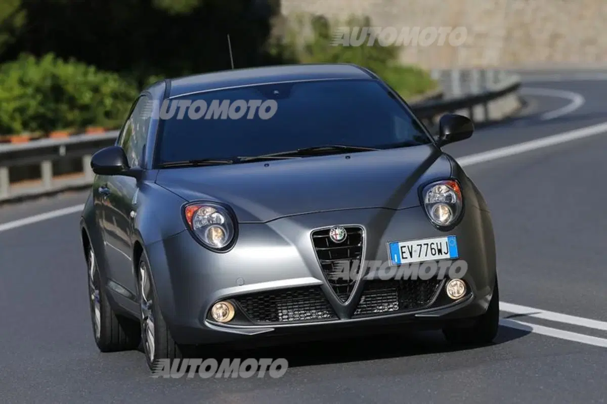 Alfa Romeo MiTo Quadrifoglio Verde (2)
