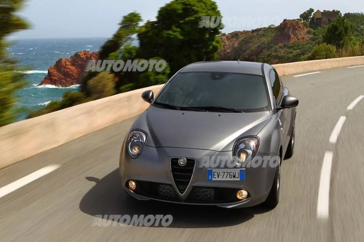 Alfa Romeo MiTo Quadrifoglio Verde (3)