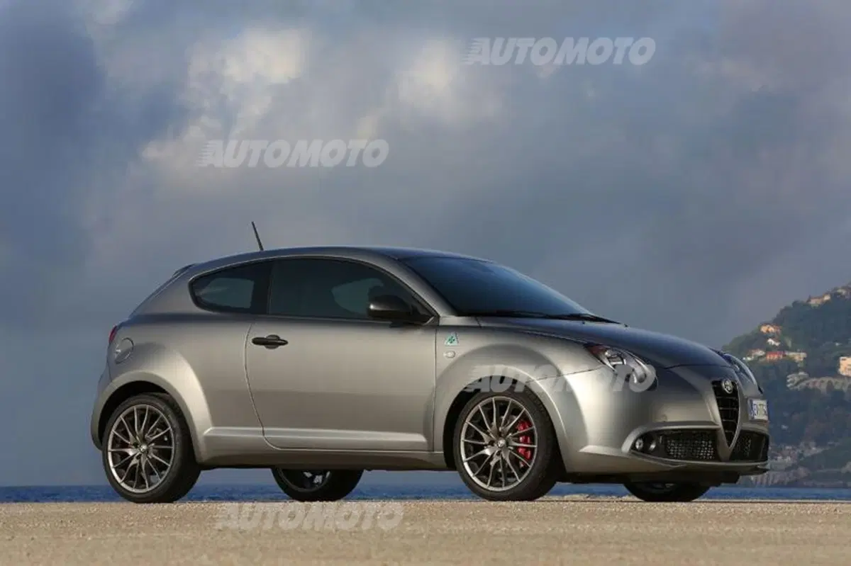 Alfa Romeo MiTo Quadrifoglio Verde (18)