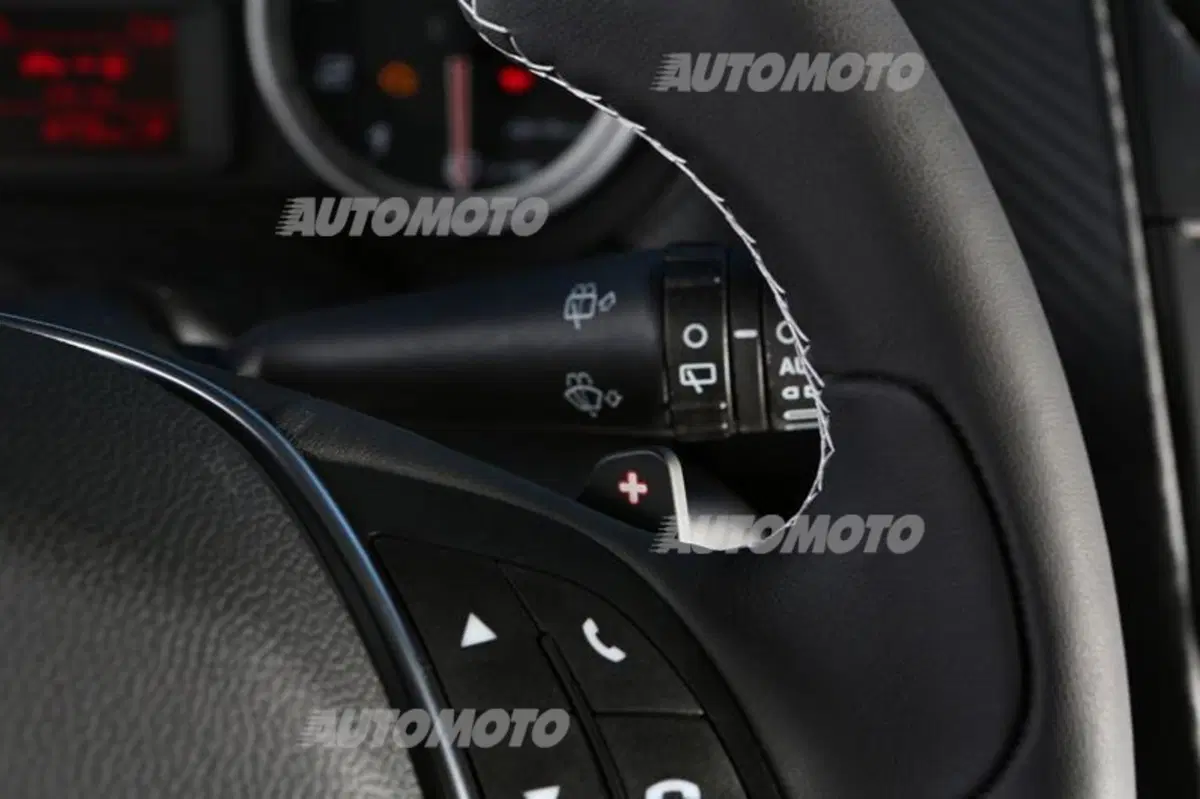 Alfa Romeo MiTo Quadrifoglio Verde (25)