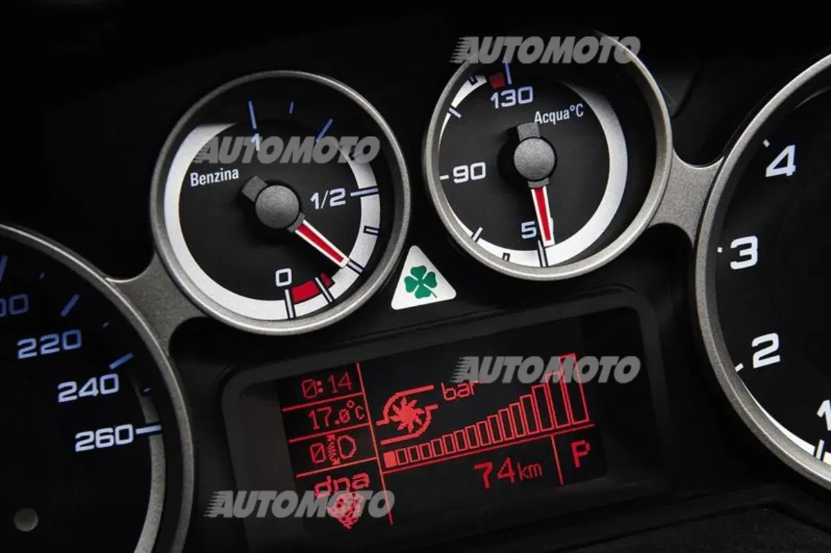 Alfa Romeo MiTo Quadrifoglio Verde (28)