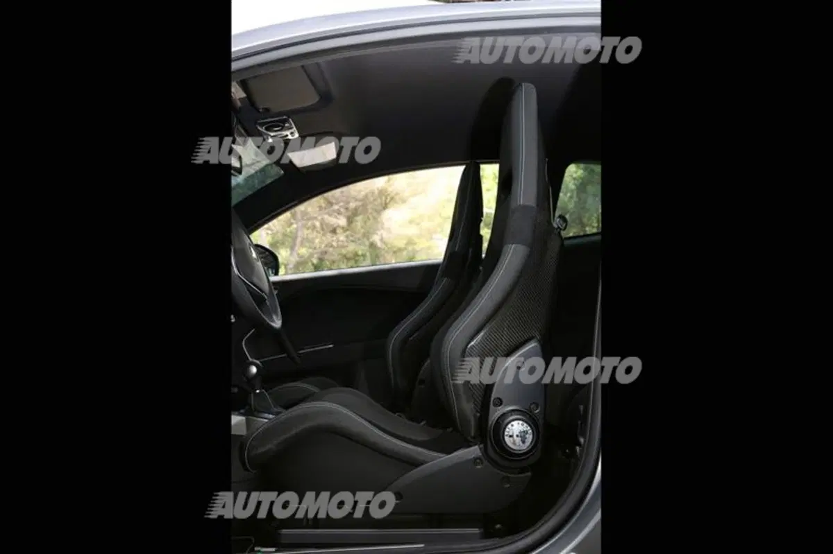 Alfa Romeo MiTo Quadrifoglio Verde (30)