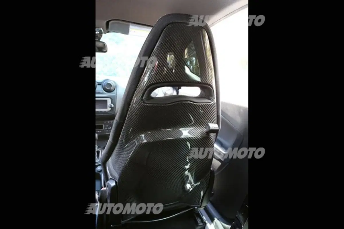 Alfa Romeo MiTo Quadrifoglio Verde (31)
