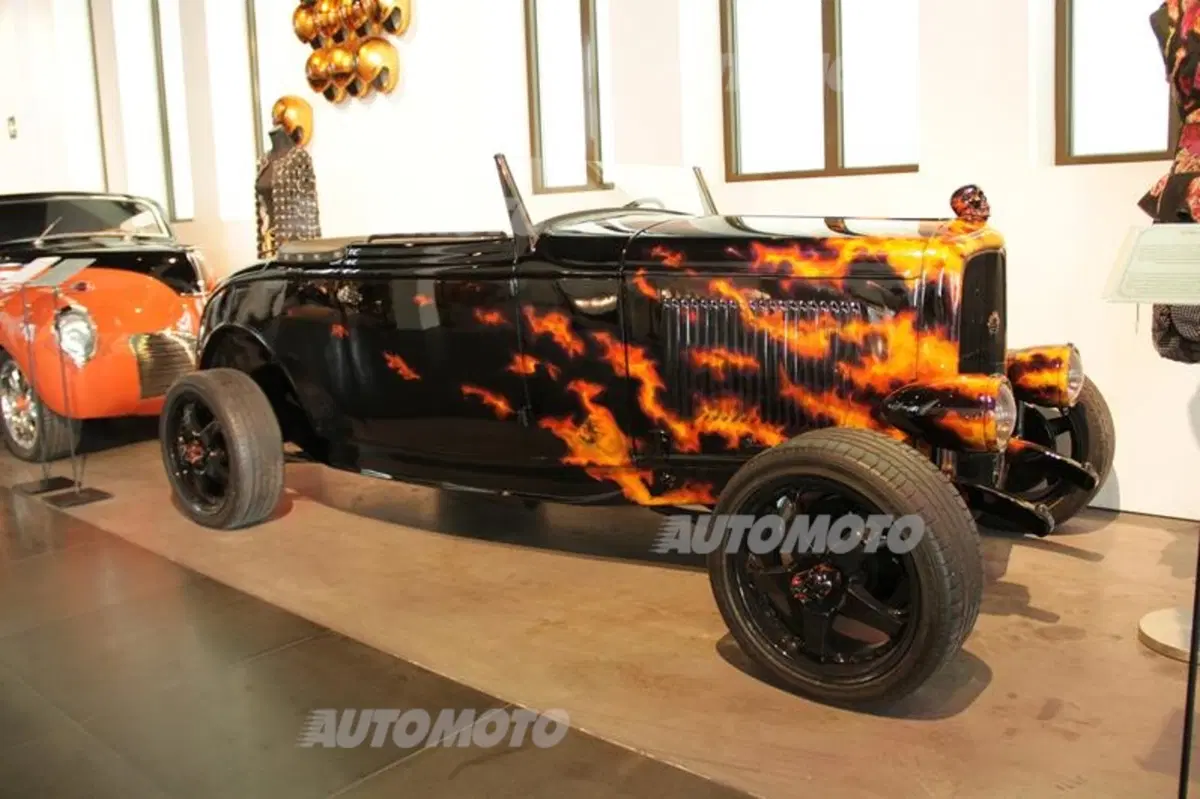 Museo dell'Automobile di Malaga: quando auto e arte si fondono