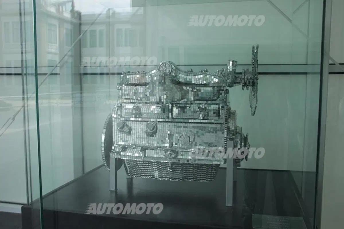 Museo dell'Automobile di Malaga: quando auto e arte si fondono (21)