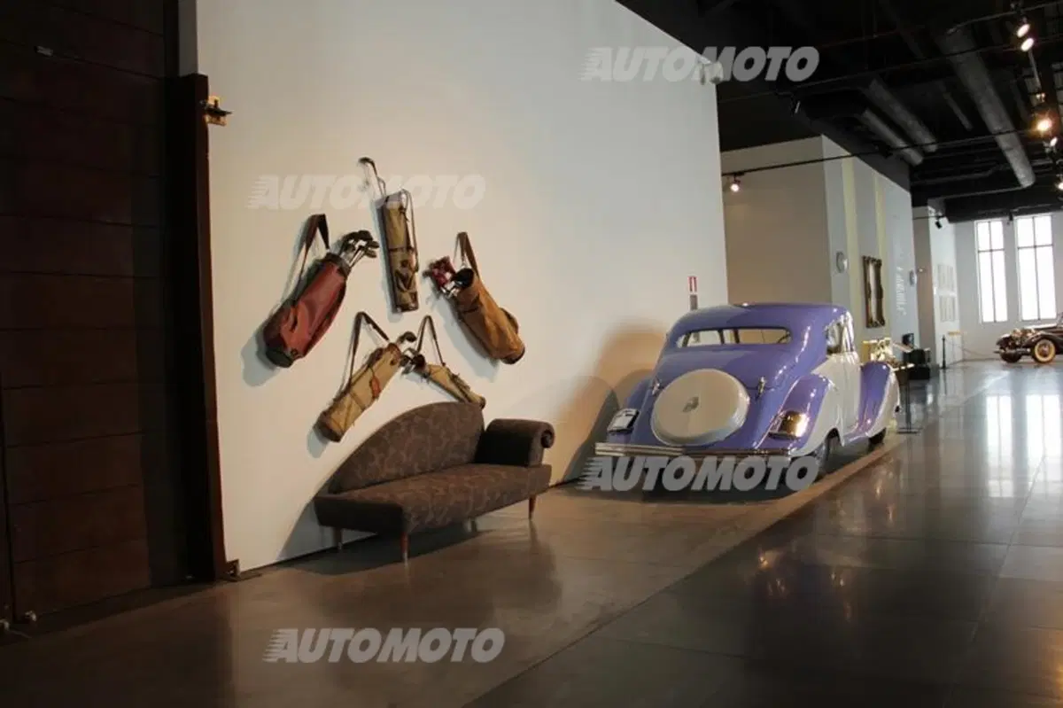 Museo dell'Automobile di Malaga: quando auto e arte si fondono (34)