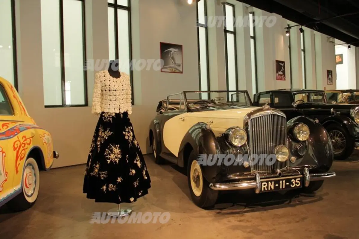 Museo dell'Automobile di Malaga: quando auto e arte si fondono (44)