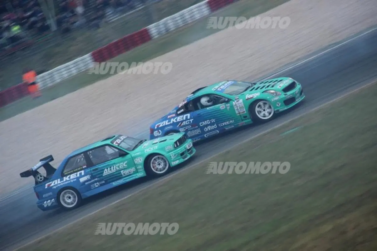 24 Ore del Nürburgring: scaldiamo i muscoli (e le gomme) con il Falken Drift Team (5)