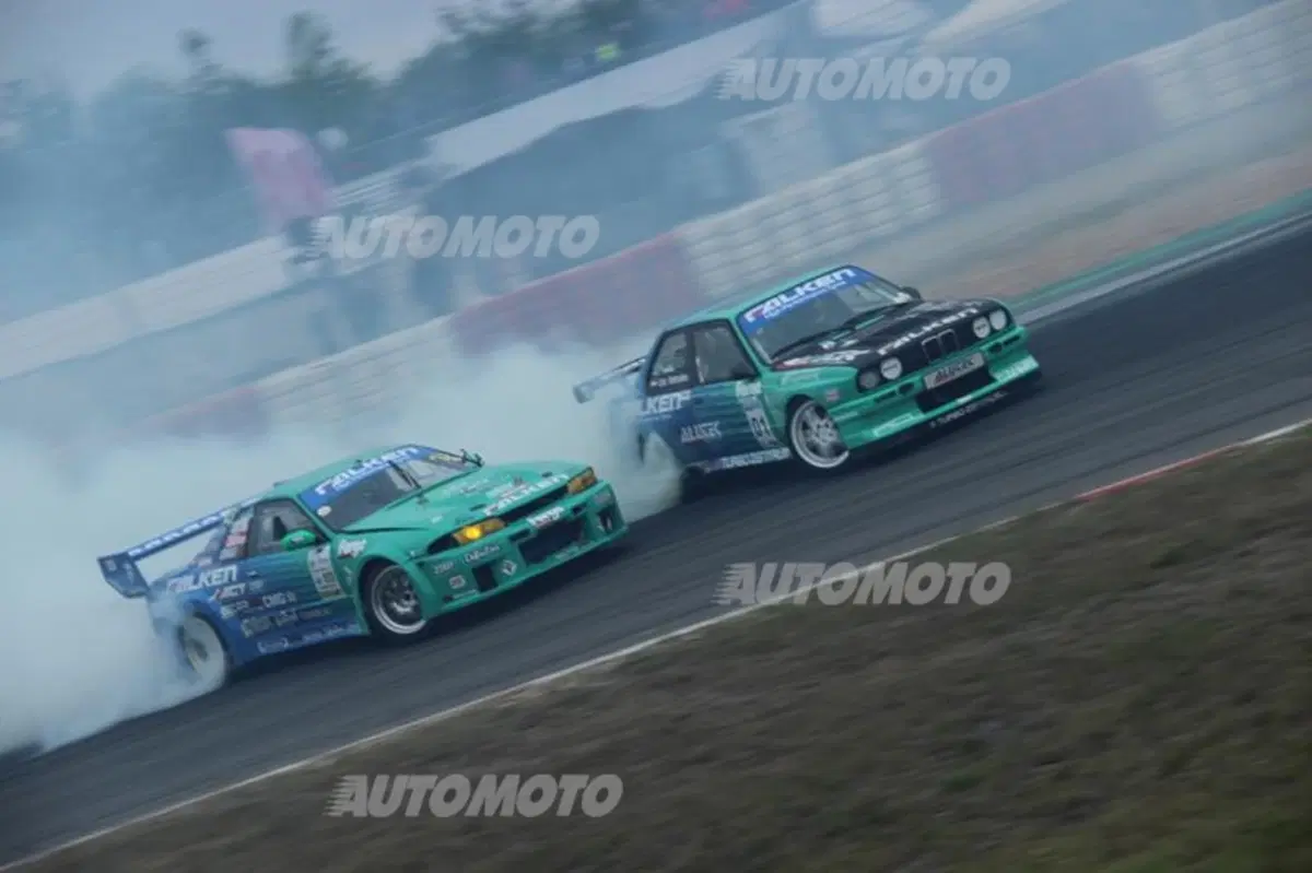 24 Ore del Nürburgring: scaldiamo i muscoli (e le gomme) con il Falken Drift Team (14)