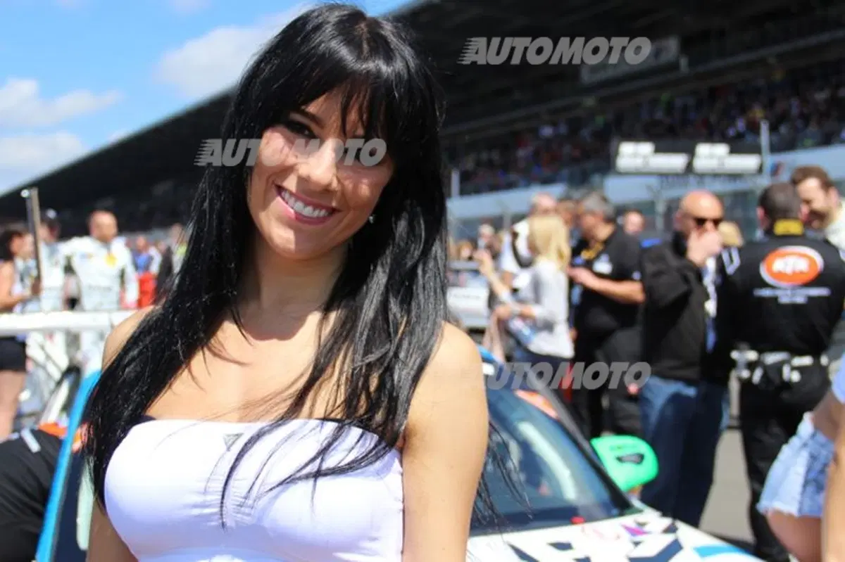 iLike@24 Ore del Nürburgring: vota le ragazze più belle (14)