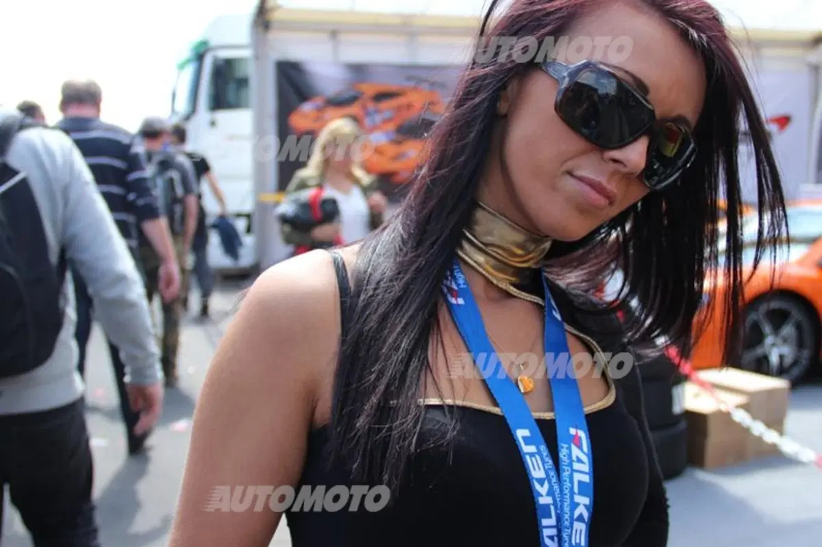 iLike@24 Ore del Nürburgring: vota le ragazze più belle (19)