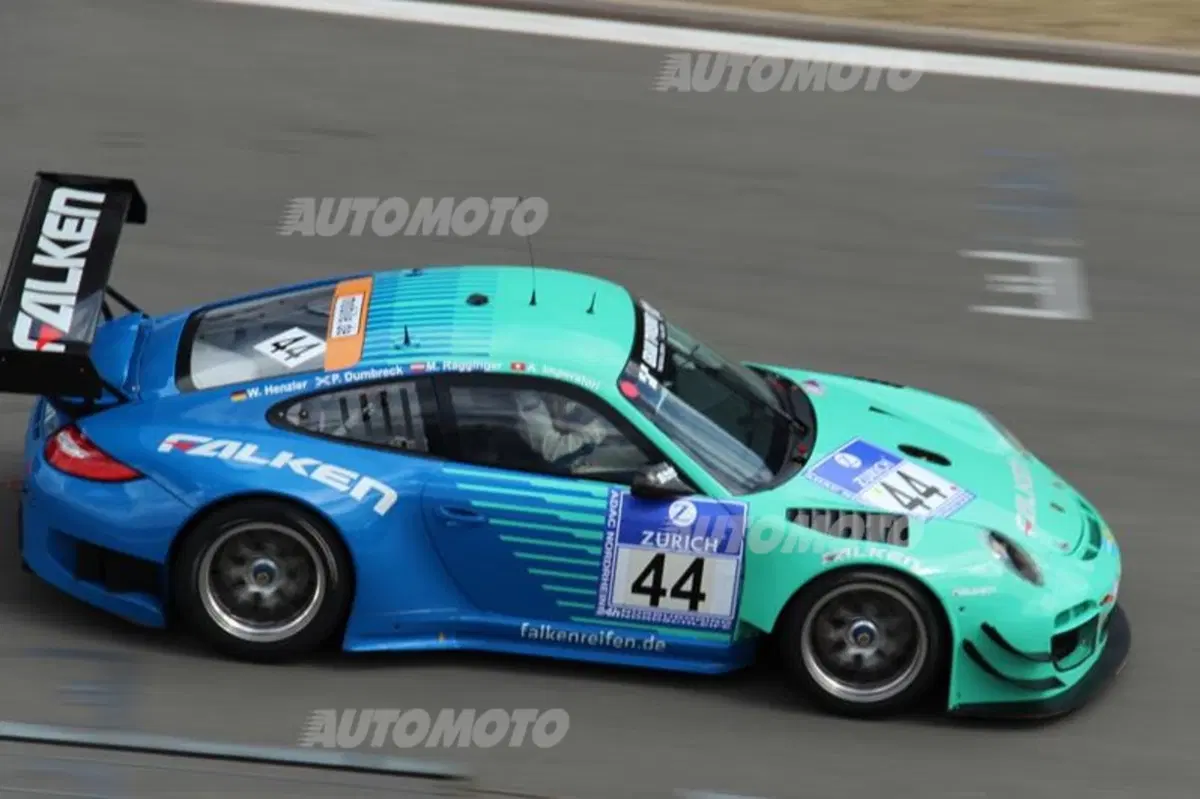 Tutte le auto della 24 Ore del Nürburgring: dalla McLaren MP4 alla... Opel Manta! (5)