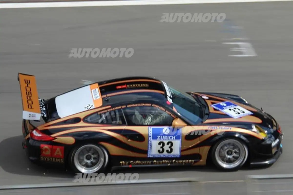 Tutte le auto della 24 Ore del Nürburgring: dalla McLaren MP4 alla... Opel Manta! (37)