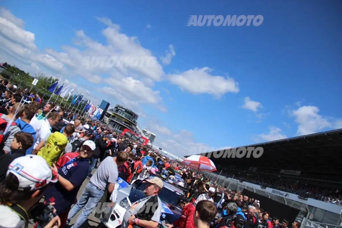 La magia della 24 Ore del Ring: cosa spinge 205.000 persone alla Nordschleife (2)