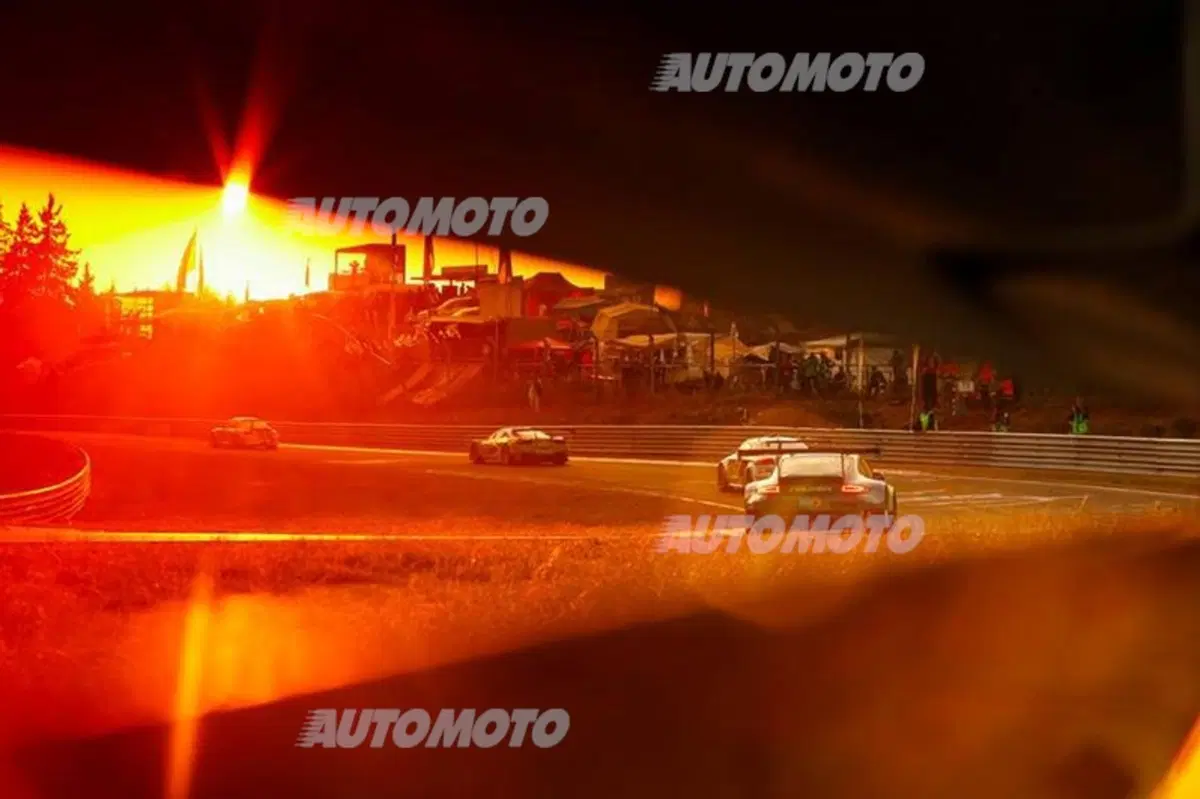 La magia della 24 Ore del Ring: cosa spinge 205.000 persone alla Nordschleife (4)