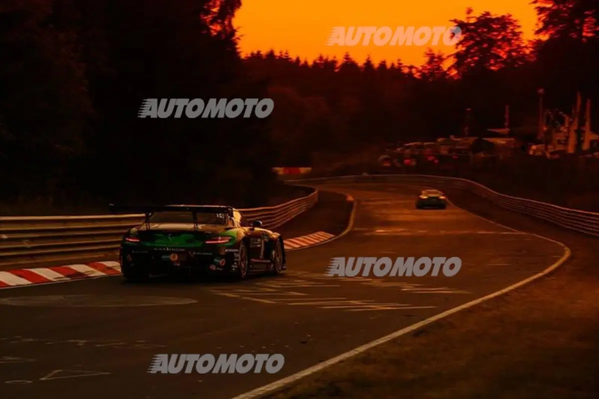La magia della 24 Ore del Ring: cosa spinge 205.000 persone alla Nordschleife (13)