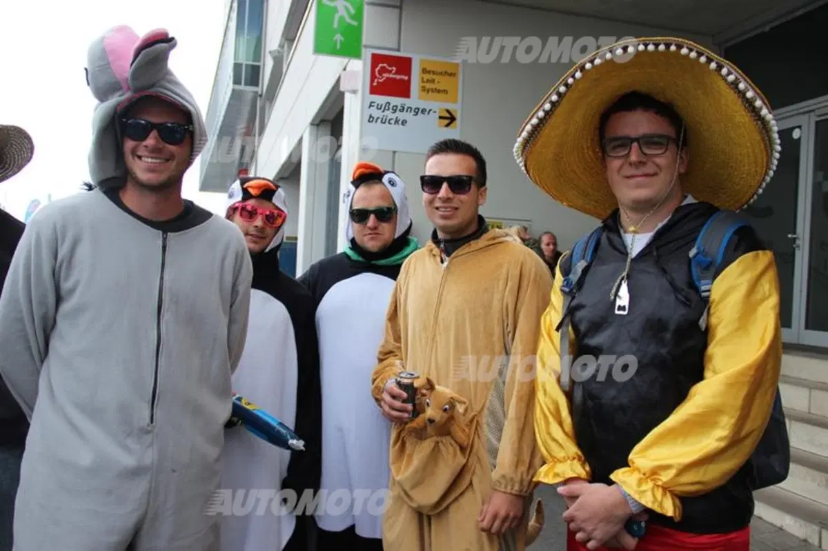 La magia della 24 Ore del Ring: cosa spinge 205.000 persone alla Nordschleife (34)
