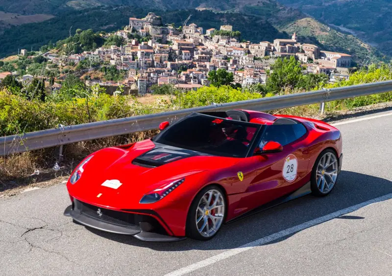 Ferrari F12 TRS: svelata definitivamente la one-off del Cavallino