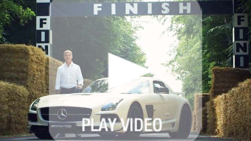 Goodwood: Coulthard ne percorre il tracciato con la SLS AMG