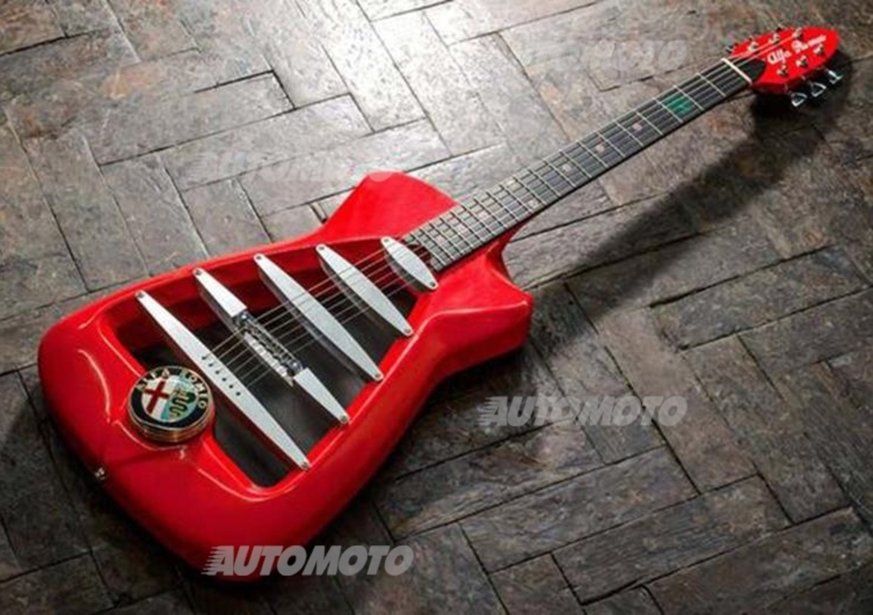 Alfa Romeo 4C: una chitarra elettrica ispirata alla sportiva di Arese