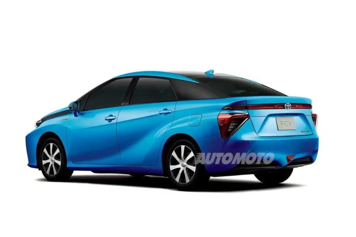 Toyota FCV: l'auto a idrogeno nipponica sarà realtà dal 2015 (2)