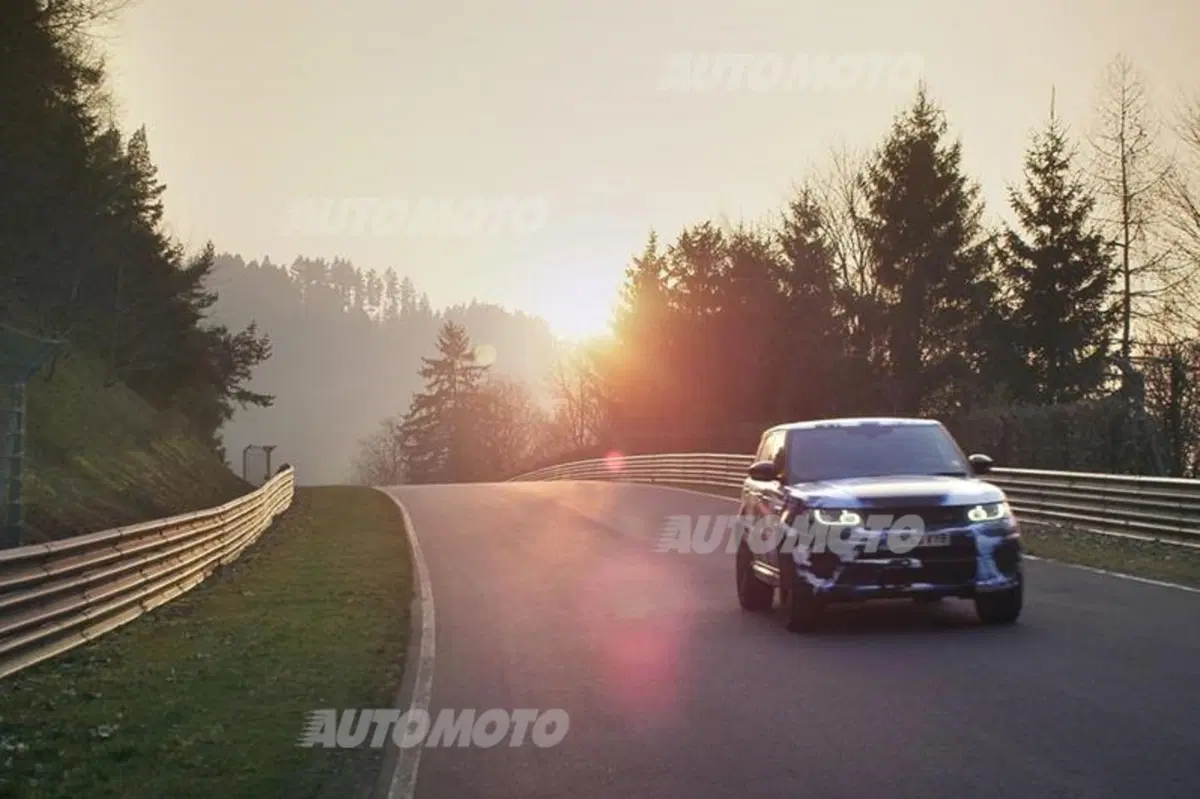 Range Rover Sport SVR: in arrivo la Land Rover più potente della storia (3)