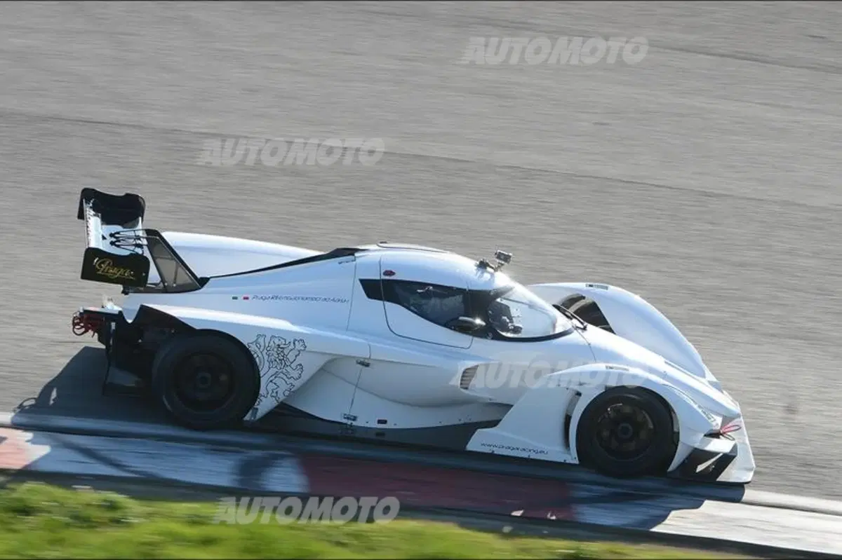 Praga R1 (5)
