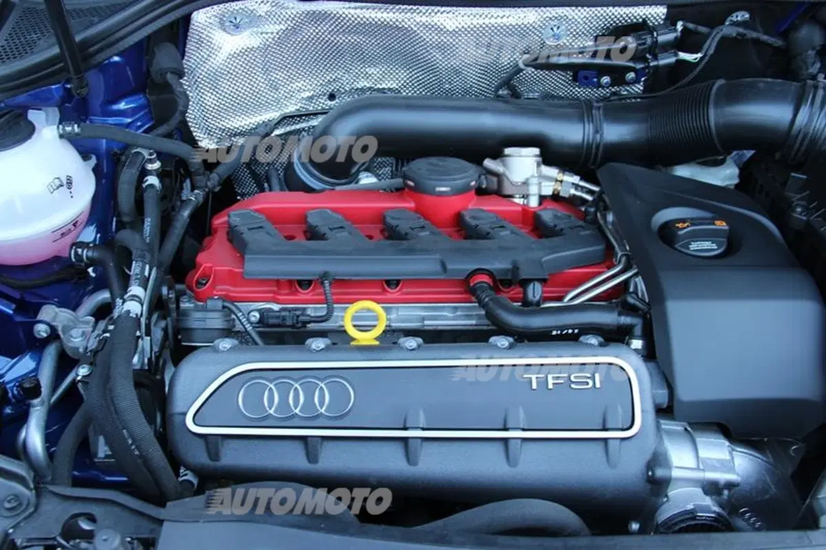 International Engine of the Year 2014: ecco tutti i vincitori, dal V8 Ferrari al tre cilindri Ford (8)