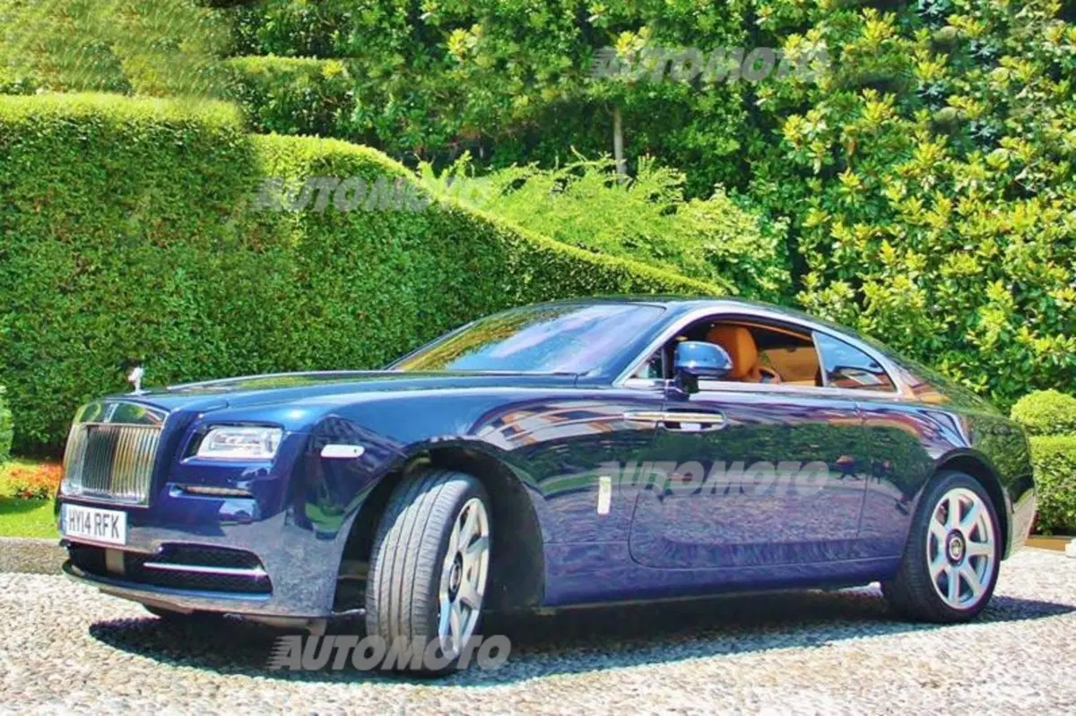 Rolls-Royce Wraith (23)