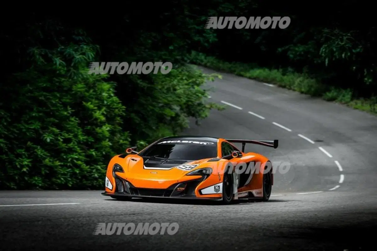 McLaren 650S GT3 (2)