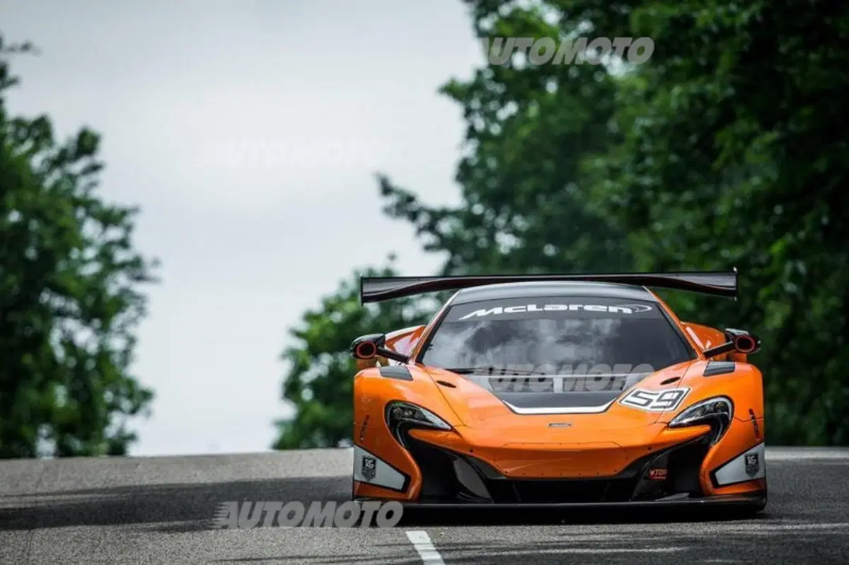 McLaren 650S GT3 (5)