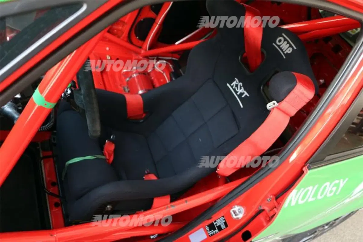 Kia Green Hybrid Cup 2014, Imola: libere toste. Siamo ok per domani (10)