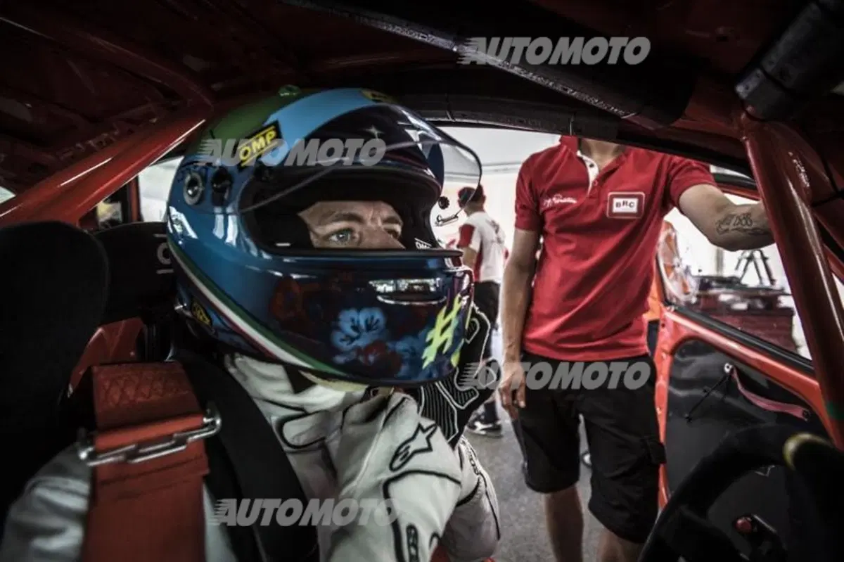 Kia Green Hybrid Cup 2014, Imola: Perucca si ritira in gara 1 (11)