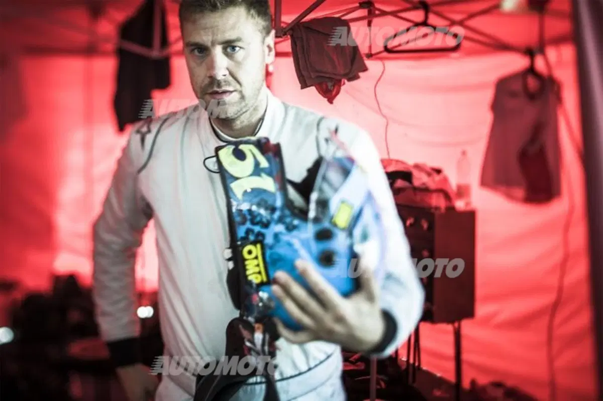 Kia Green Hybrid Cup 2014, Imola: Perucca si ritira in gara 1 (15)