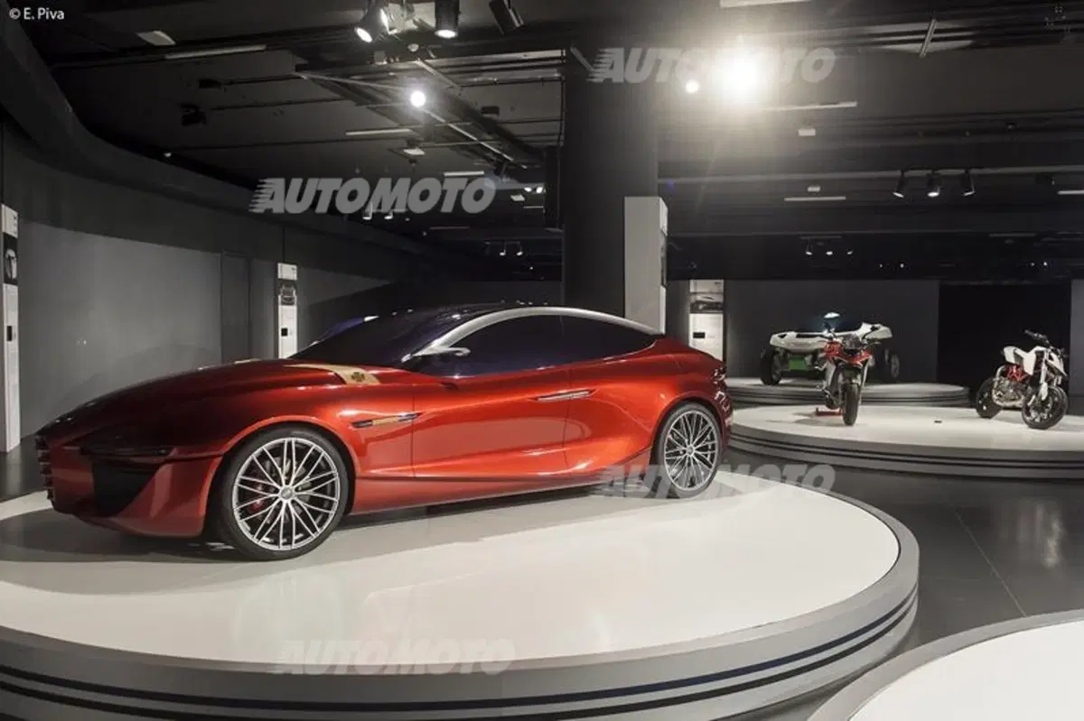 Bürkle, Hyundai: «Emozioni, sogni e cuore devono essere nella mente dei designer» (4)