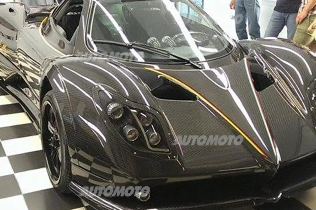Pagani Zonda LM 760: scovata una nuova one-off