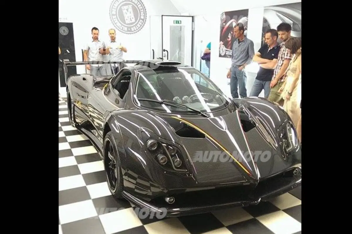Pagani Zonda LM 760: scovata una nuova one-off (2)