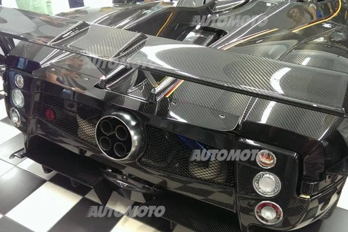 Pagani Zonda LM 760: scovata una nuova one-off (4)