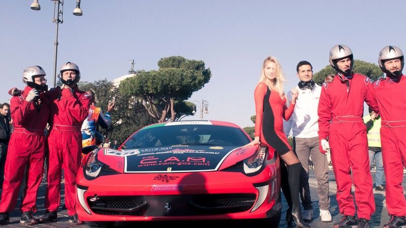 Pit-stop Ferrari per Amatrice: il video da Roma
