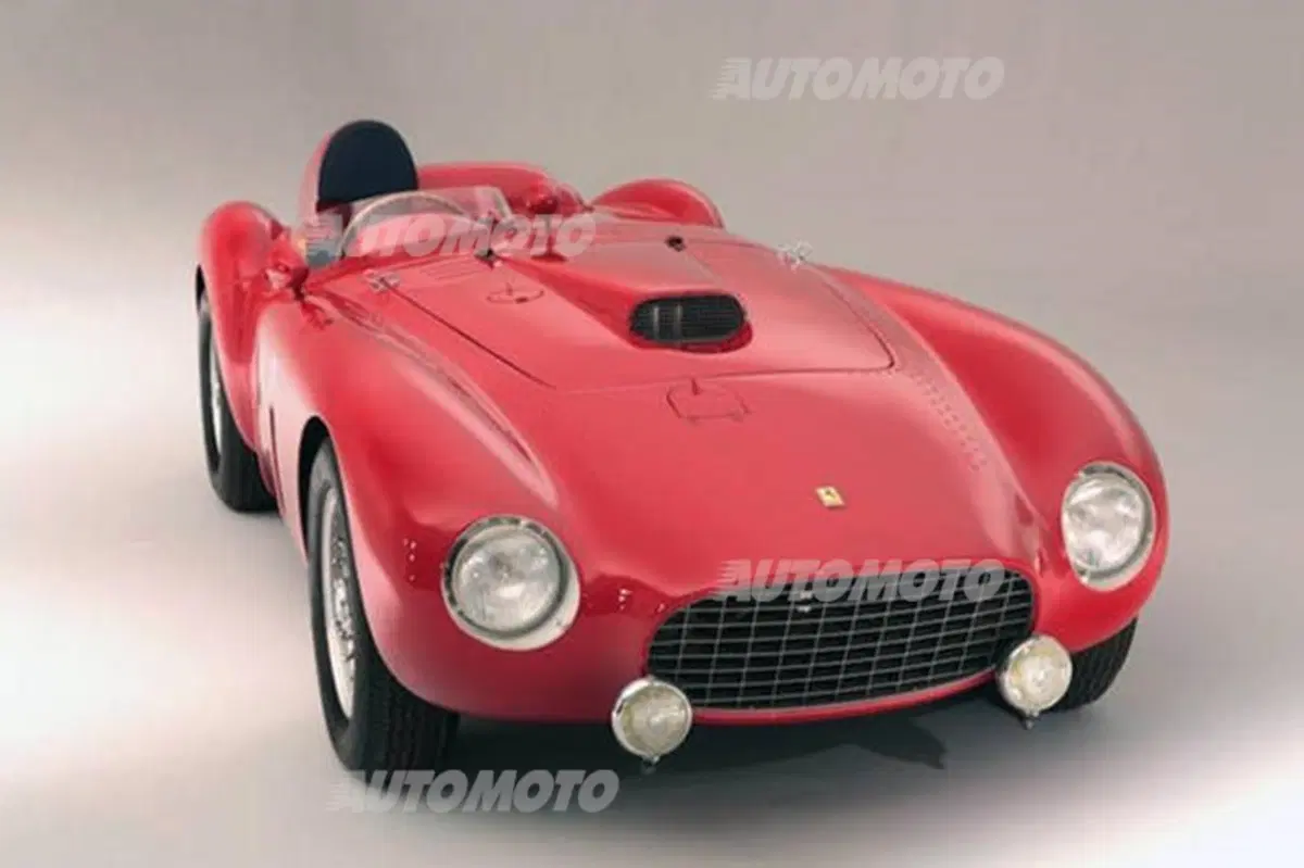 Ferrari 375-Plus del 1954: battuta all'asta per cifra record di 13,5 milioni