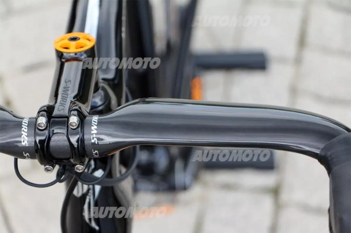 S-Works McLaren Tarmac: la Super Bike da 20.000 euro con tecnologia F1 (11)