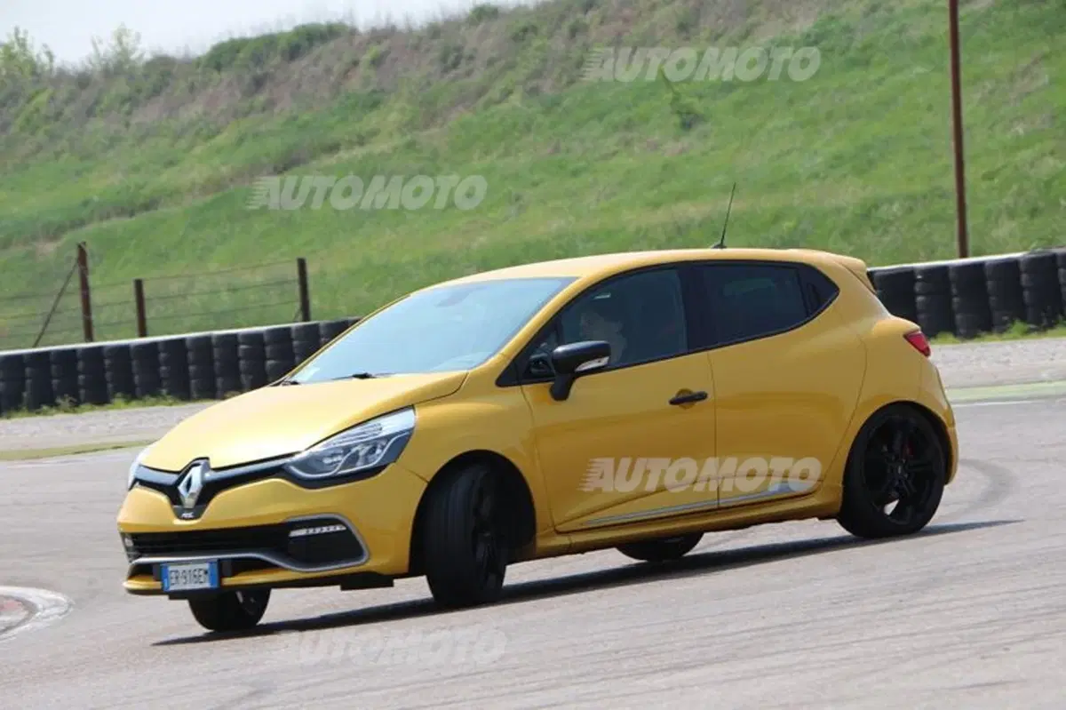 Renault Clio RS (3)