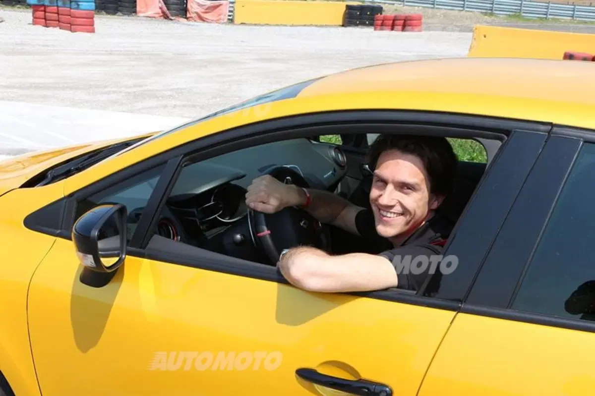 Renault Clio RS (7)