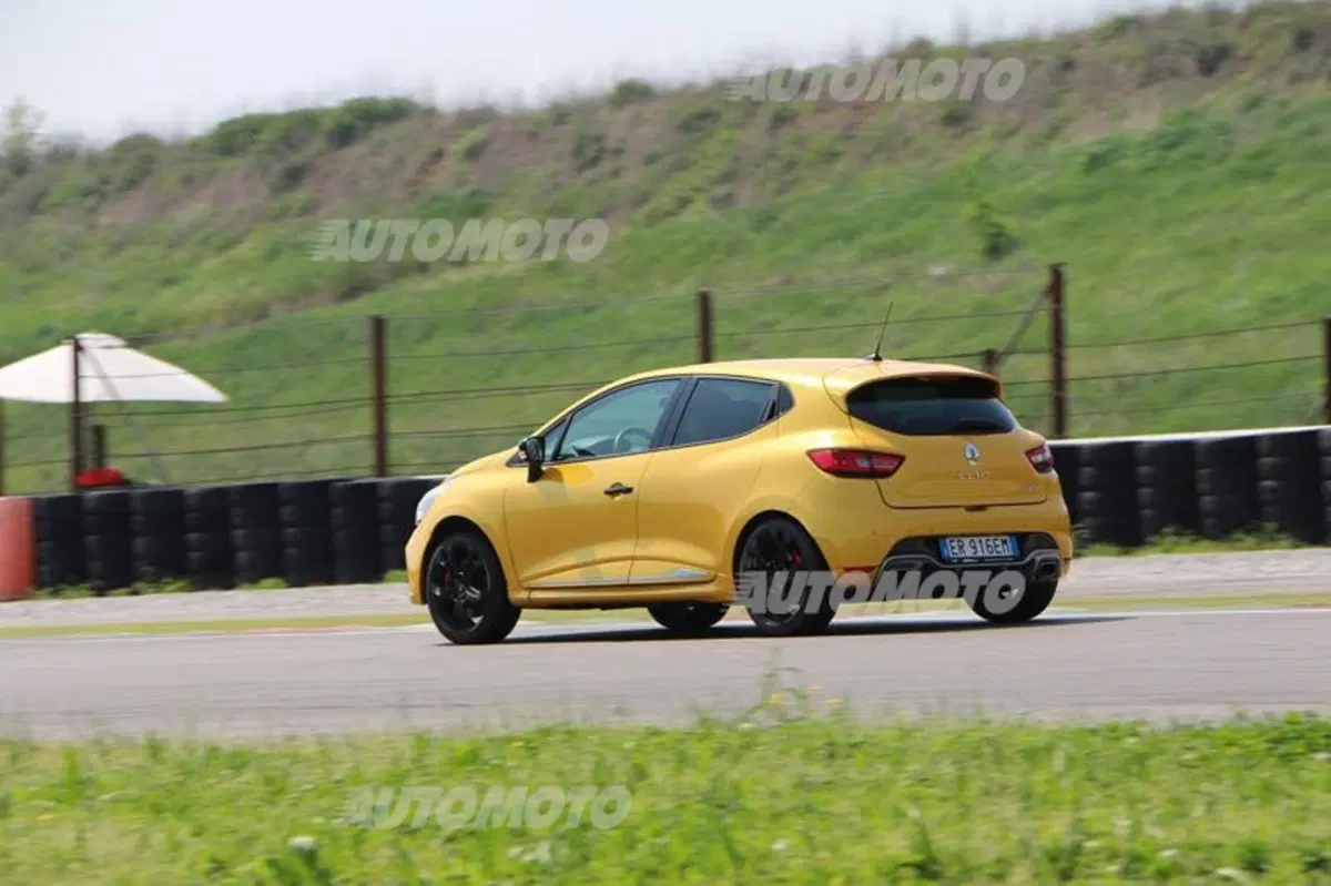 Renault Clio RS (14)